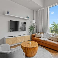 Bayfront Vizcayne Condo w/ Pool & Free Parking