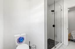 Private Miami Room & Bath | Near MIA - Image 4