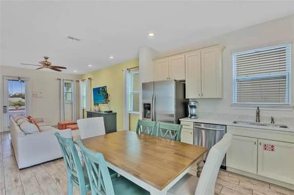 Margaritaville 4BR | Sleeps 10 | Near Disney - Image 3