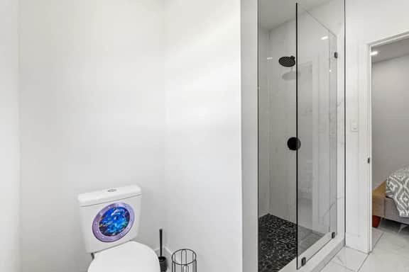 Private Miami Room & Bath | Near MIA - Image 4