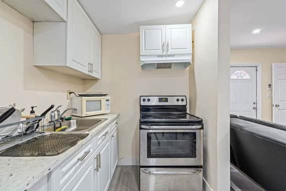 Private 2BR Miami Home Near MIA & Downtown - Image 5